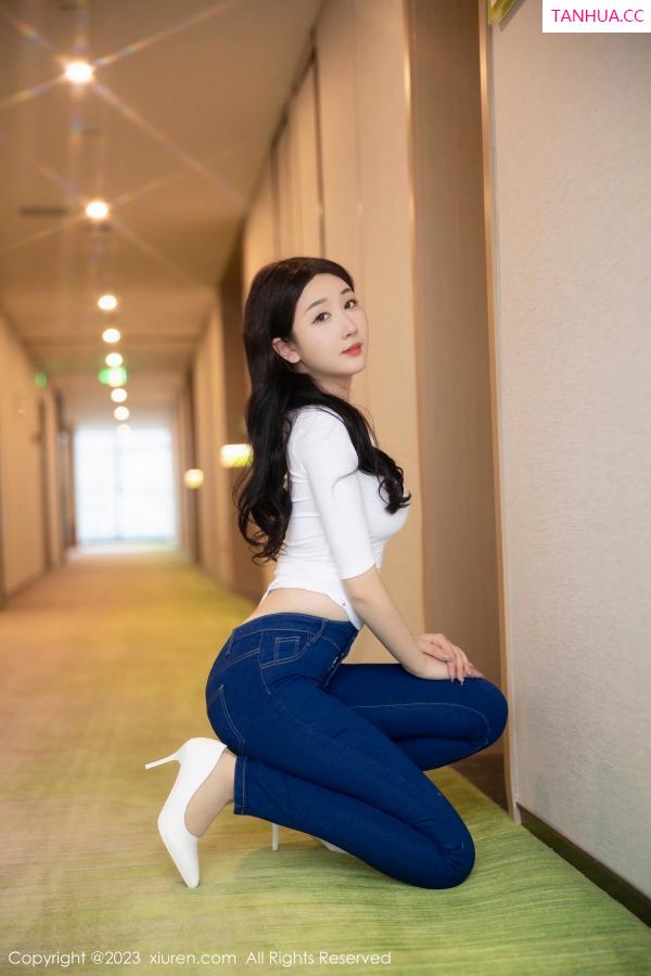 江真真  [XiuRen]高清写真图 2023.04.13 No.6570 江真真 牛仔裤美臀第8张图片